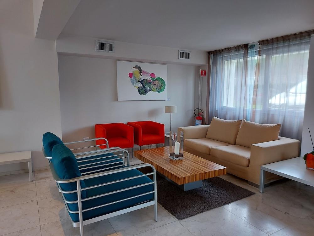 Phi Hotel Alcione Франкавілла-аль-Маре Екстер'єр фото