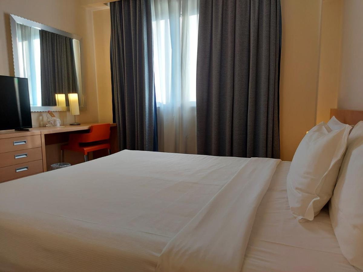 Phi Hotel Alcione Франкавілла-аль-Маре Екстер'єр фото