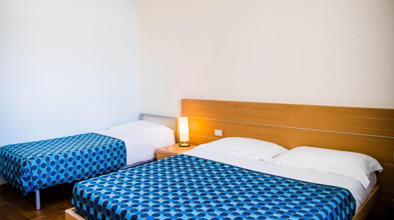 Phi Hotel Alcione Франкавілла-аль-Маре Екстер'єр фото