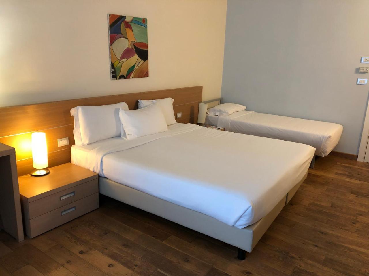 Phi Hotel Alcione Франкавілла-аль-Маре Екстер'єр фото